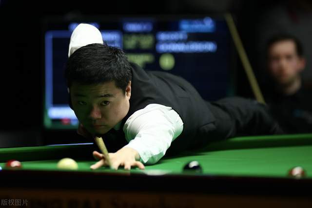 高内线防守 高内线防守