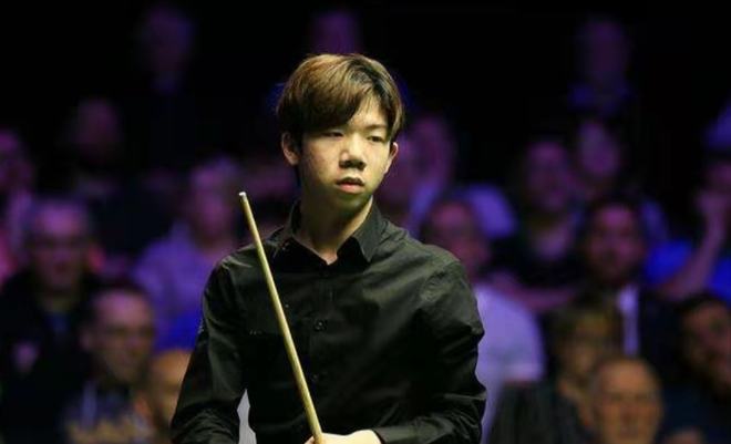 皮球飞入网 皮球飞入网