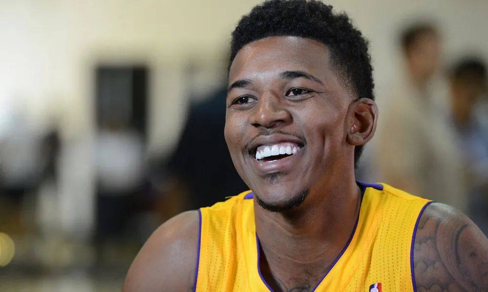 队内将火力 队内将火力